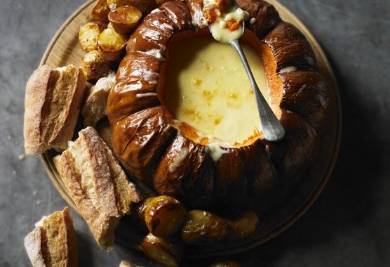 Baked pumpkin fondue recipe