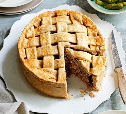 Game pie with cranberries & chestnuts recipe 