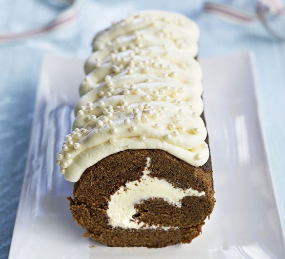 Gingerbread Bûche de Noël recipe 