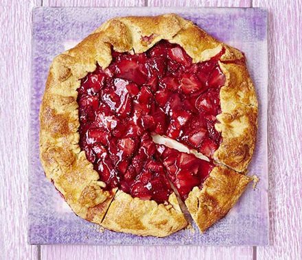 Rustic strawberry tart recipe