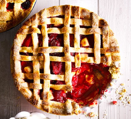 Plum & marzipan pie recipe 