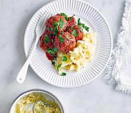 Pork & pepper meatballs on parsnip mash recipe