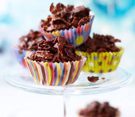 Cooking with kids: Chocolate cornflake cakes recipe