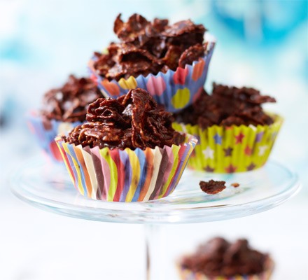 Cooking with kids: Chocolate cornflake cakes recipe 