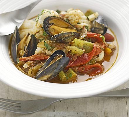 Rich paprika seafood bowl recipe 