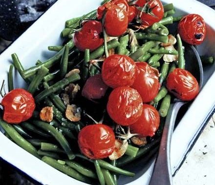 Green beans with griddled tomatoes recipe