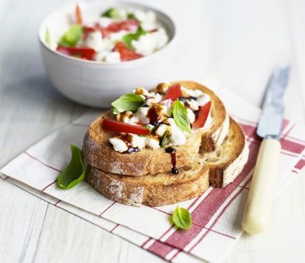 Open cottage cheese & pepper sandwich recipe