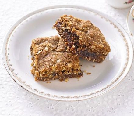 Date & apple squares recipe