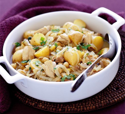 Chicken, chickpea & lemon casserole recipe 
