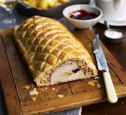 Turkey, brie & cranberry wellington recipe 