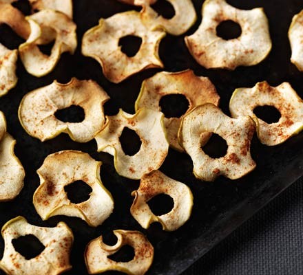 Spiced apple crisps recipe 