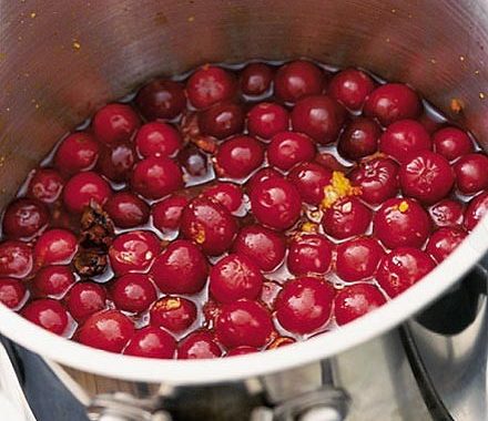 Cranberry sauce with port & star anise recipe