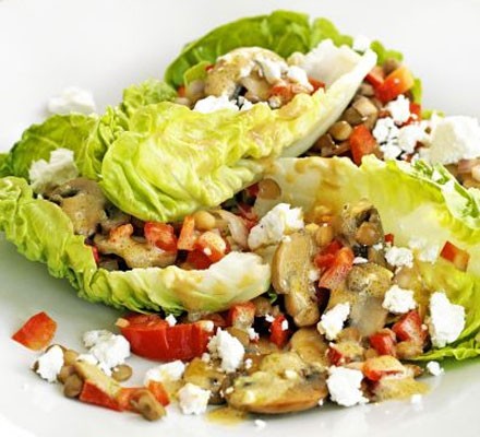 Warm mushroom, lentil & goat's cheese salad recipe 