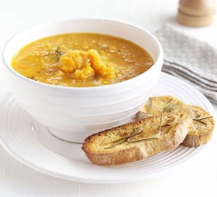 Sweet potato & rosemary soup with garlic toasts recipe 