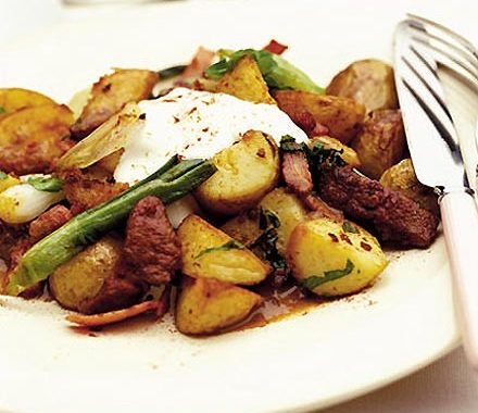 Liver & bacon sauté with potatoes & parsley recipe