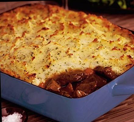 Braised beef & roasted garlic pie recipe 