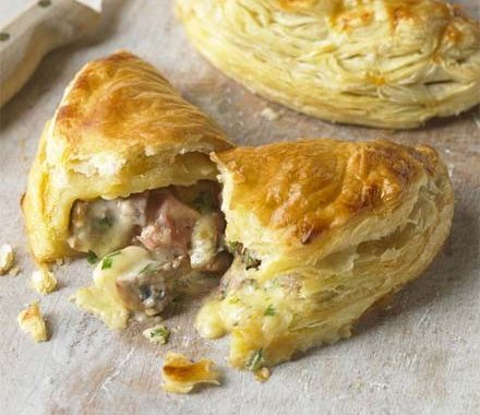 Ham, cheese & mushroom turnovers recipe