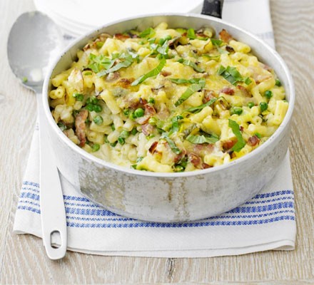 Bacon, pea & basil macaroni recipe 