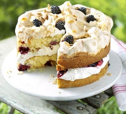 Blackberry meringue cake recipe 