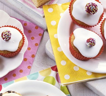 Dotty banana fairy cakes recipe 
