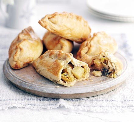 Leek, cheese & potato pasties recipe 