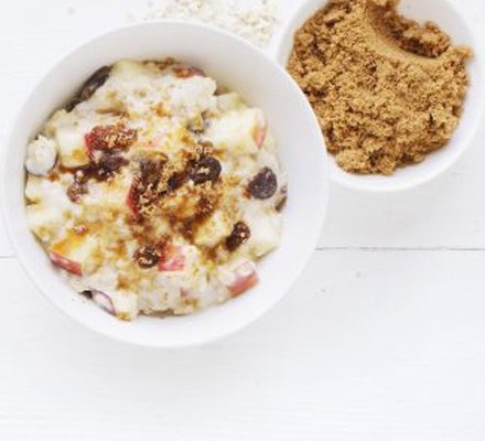 Apple & sultana porridge recipe 