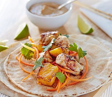 Satay chicken & mango wraps recipe