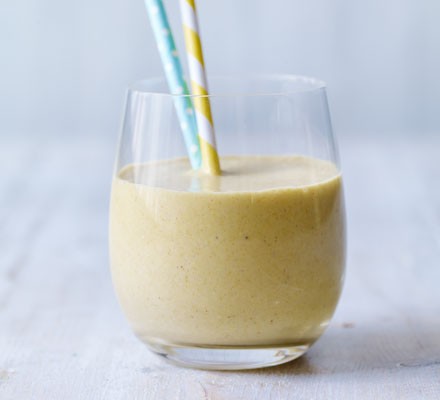 Coconut & banana smoothie recipe 
