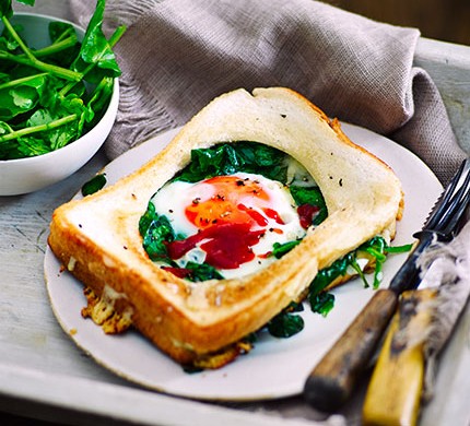 Fried egg Florentine toastie recipe 