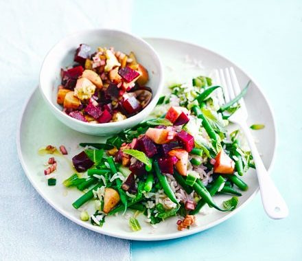 Green rice with beetroot & apple salsa recipe