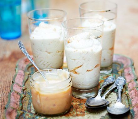 Orange & rhubarb amaretti pots recipe
