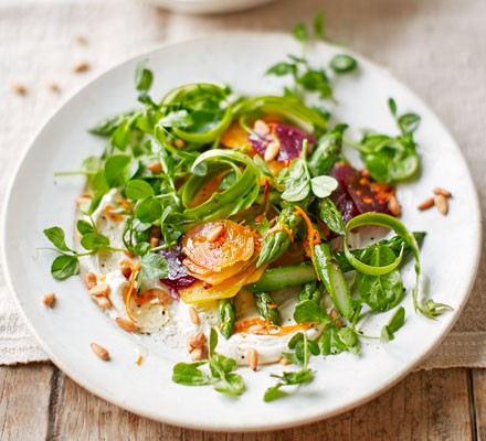 Pan-fried & raw asparagus with goat's curd & beetroot recipe 