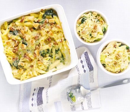 Cheese & spinach penne with walnut crumble recipe