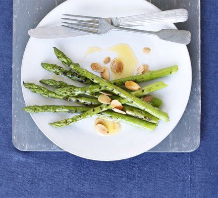 Griddled asparagus with flaked almonds & butter recipe 