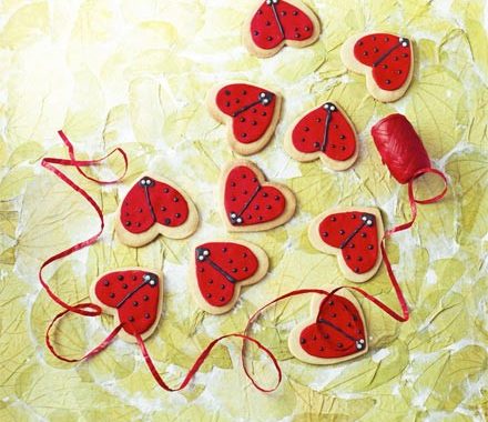 Love bug biscuits recipe