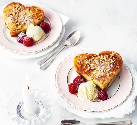 Sweetheart choc & hazelnut sandwiches recipe 