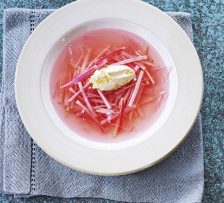 Jellied rhubarb & vanilla soup recipe 