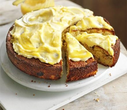 Rhubarb & lemon curd cake recipe