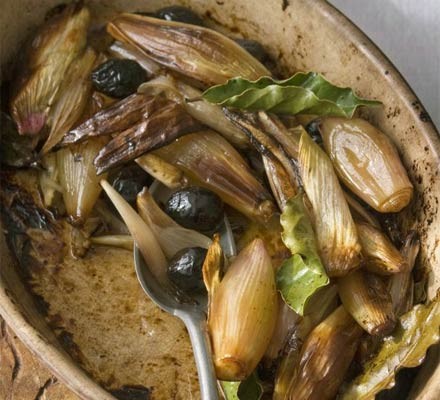 Roasted shallots with olives, bay & balsamic recipe 