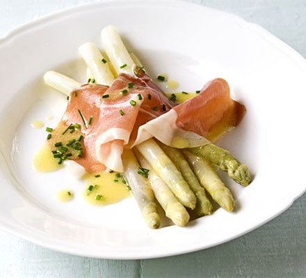 White asparagus with Serrano ham & chive dressing  recipe 