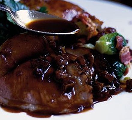 Date & red wine sauce  recipe 