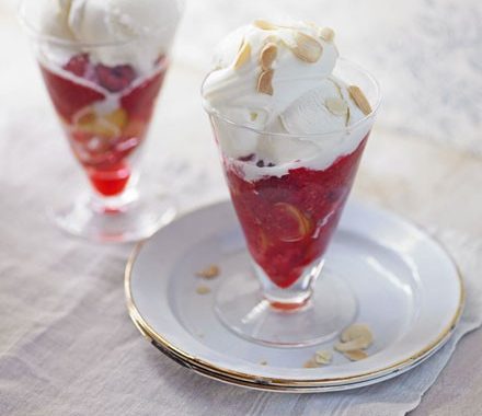 Peach Melba knickerbocker glory recipe