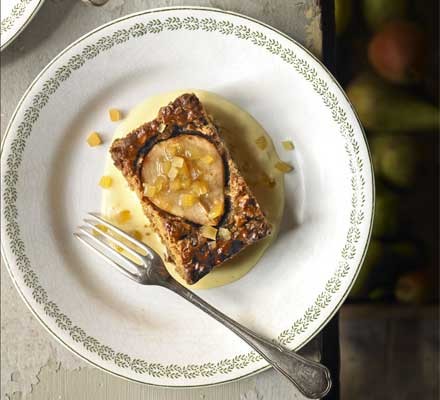 Pear parkin pudding with custard recipe 