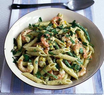 Prawn, sweetcorn & runner bean pasta recipe 