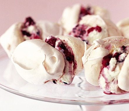 Blush meringues recipe
