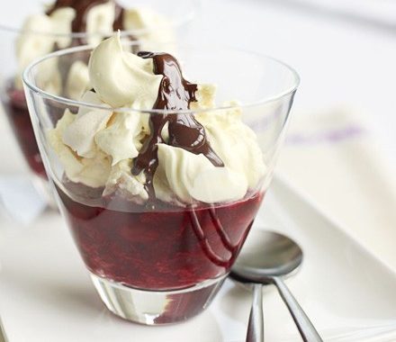 Cherry chocolate meringue pots recipe