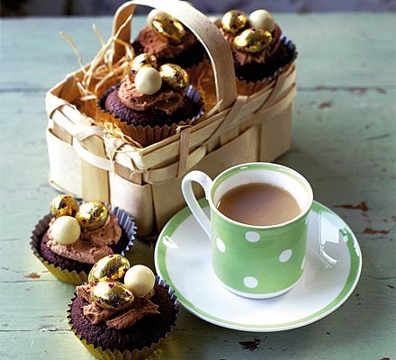 Chocolate fudge Easter cakes recipe 