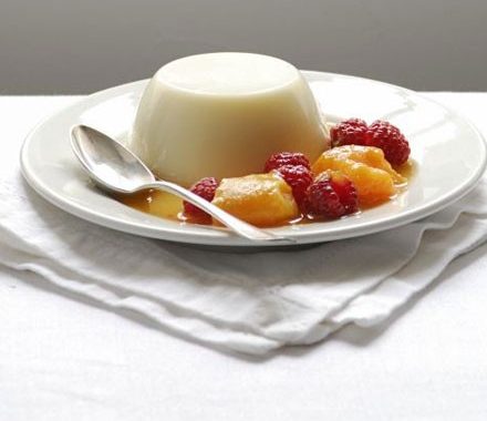 Vanilla jellies with apricot & raspberry compote recipe