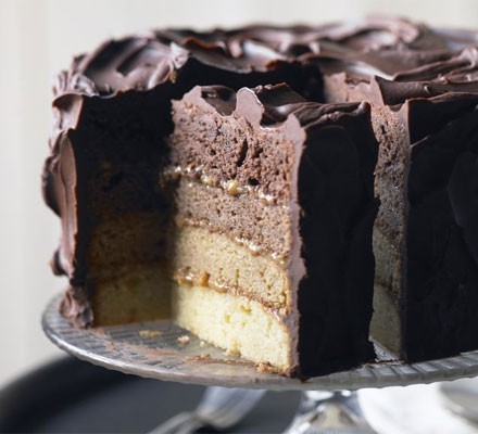 Chocolate & caramel ombre cake recipe 