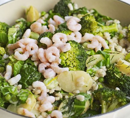 Creamy prawn & spring vegetable pot recipe 